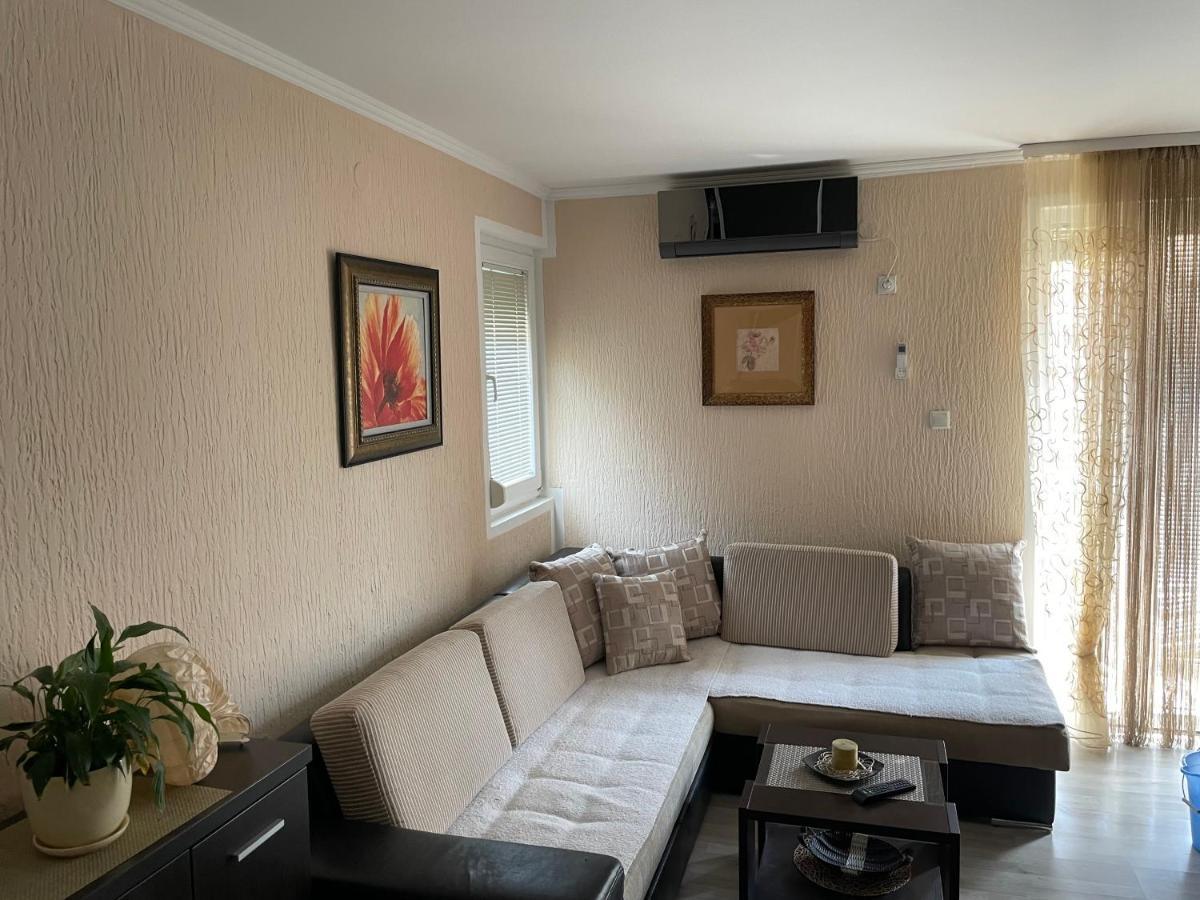 Studio Apartment For Rent In Budva Exteriér fotografie