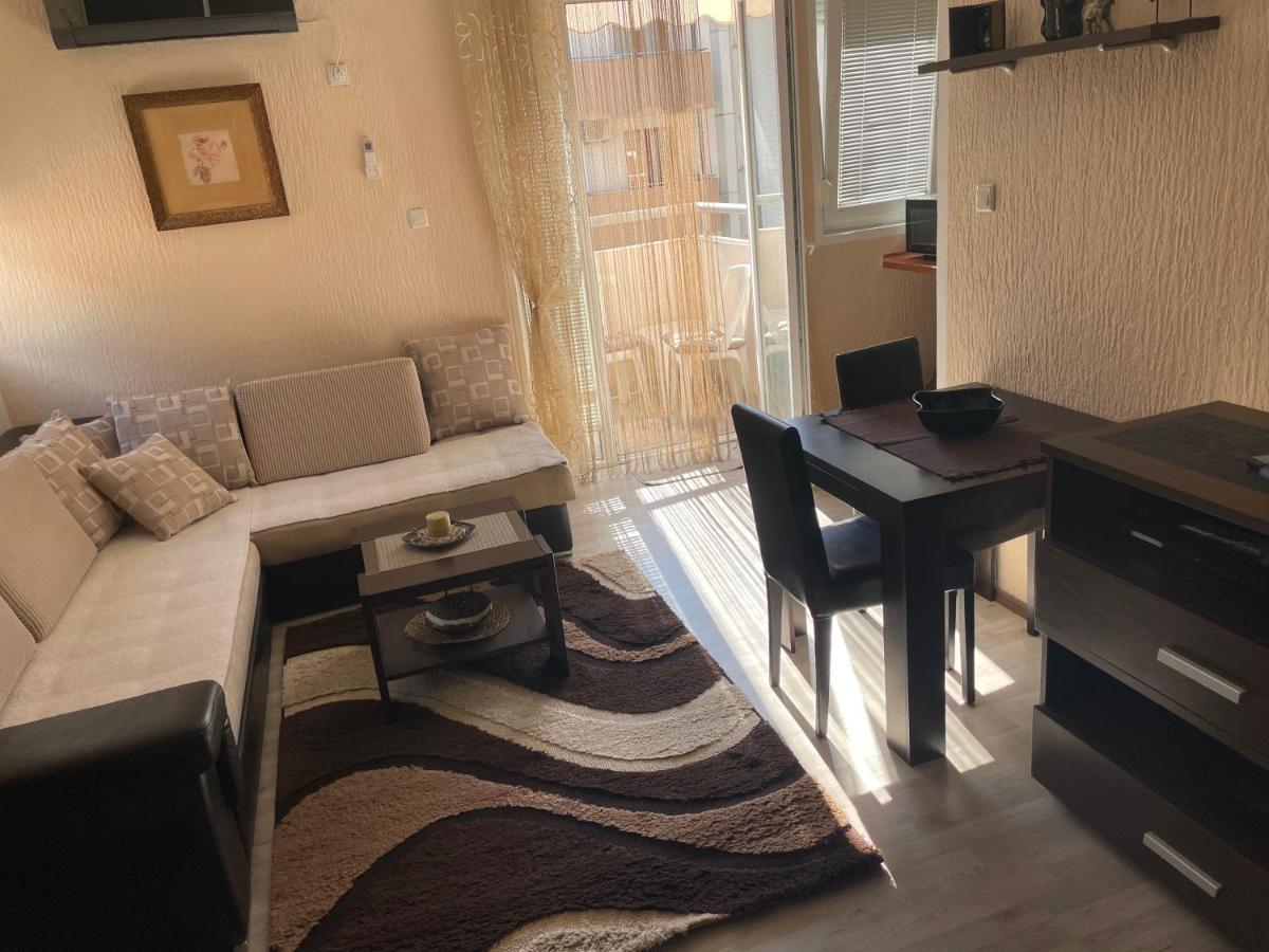 Studio Apartment For Rent In Budva Exteriér fotografie